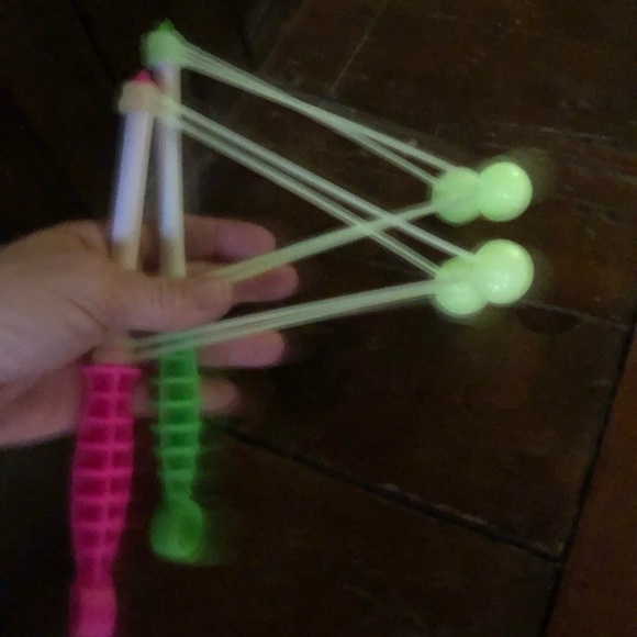 Vtg Glow in the Dark Handheld Clacker Toys - Picture 8 of 9